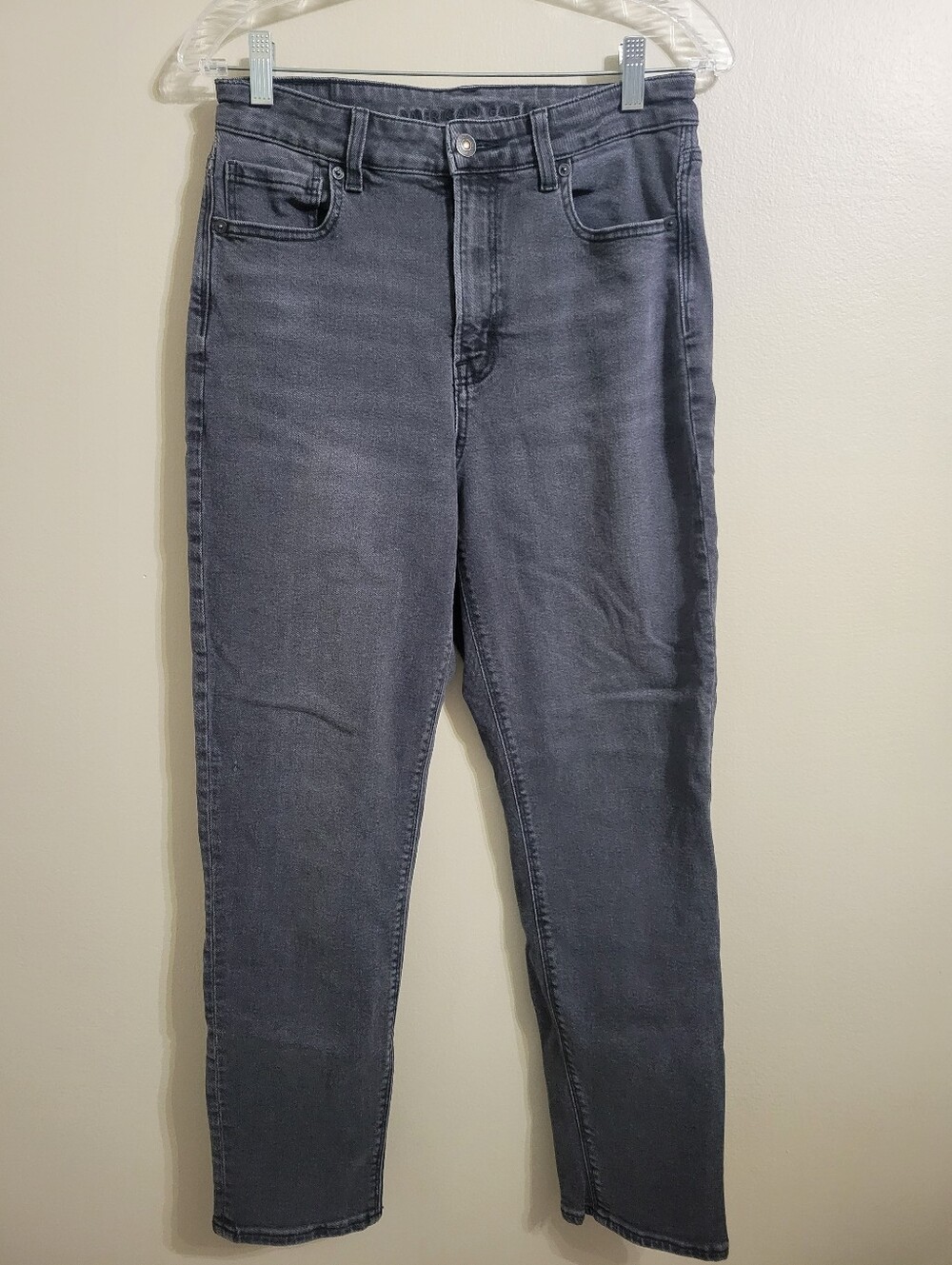 American Eagle Outfitters Mom Jean Size 8 Dark Gray